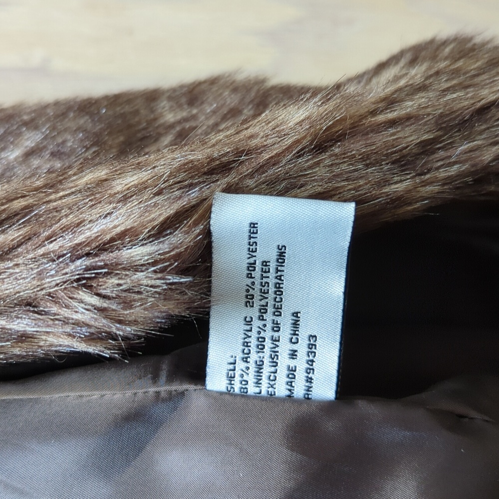 Altar'd State Brown Faux Fur Vest Women's size Small - Picture 7 of 7